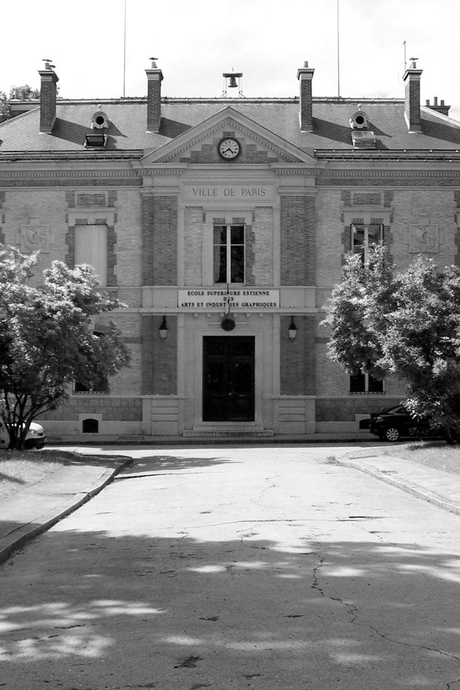 Entrée de l'école Estienne à Paris