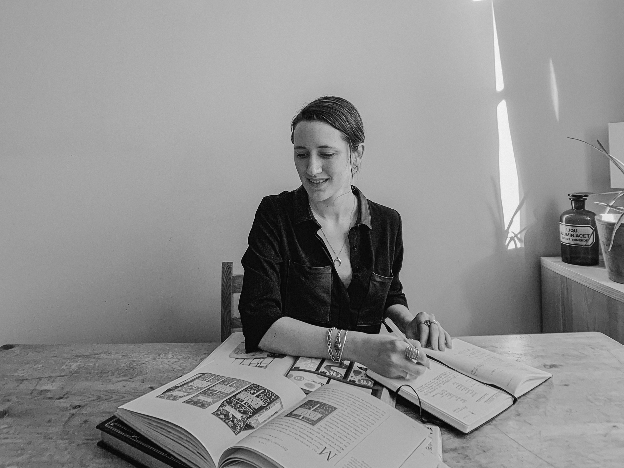 Judith Gillet à son bureau