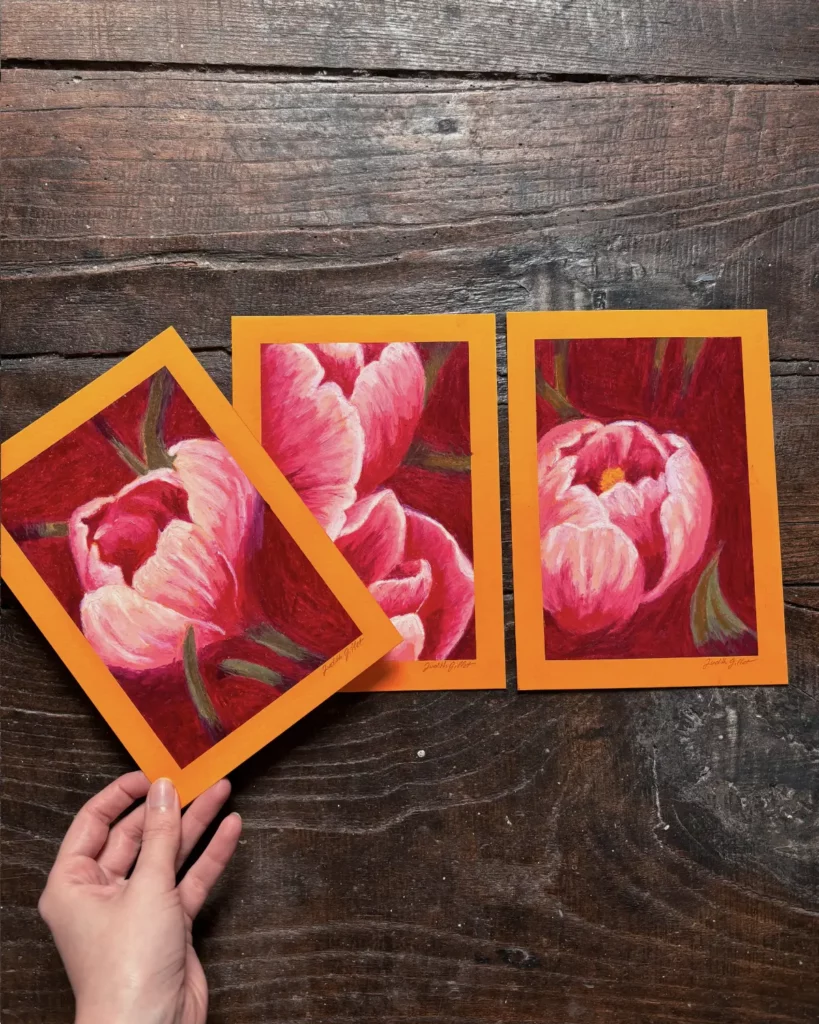 Les Crocus – triptyque de pastels à l'huile sur papier orange – 3 x A5
